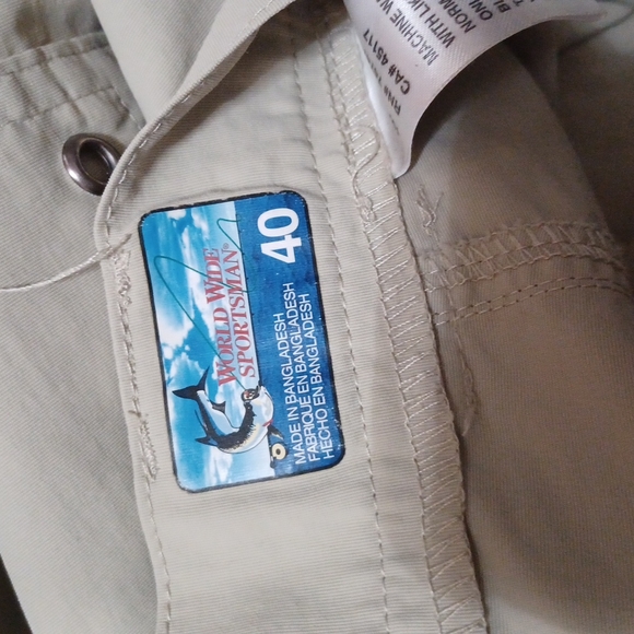 World Wide - Picture 4 of 4